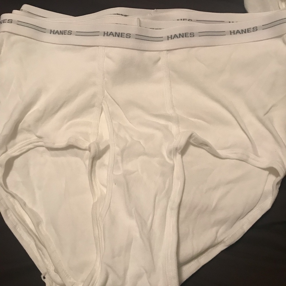 Hanes briefs